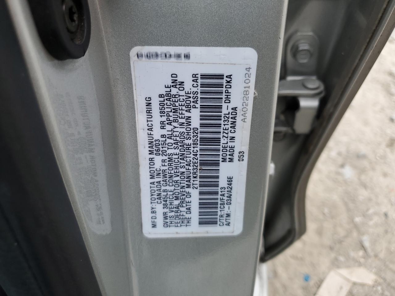 2T1KR32E24C185320 2004 Toyota Corolla Matrix Xr