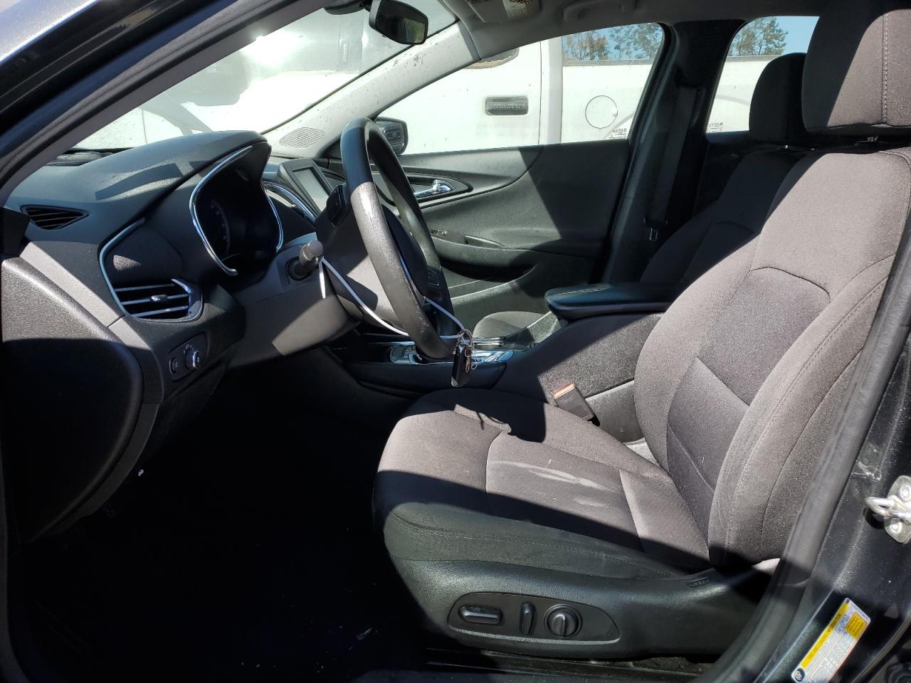 2018 Chevrolet Malibu - Image 7