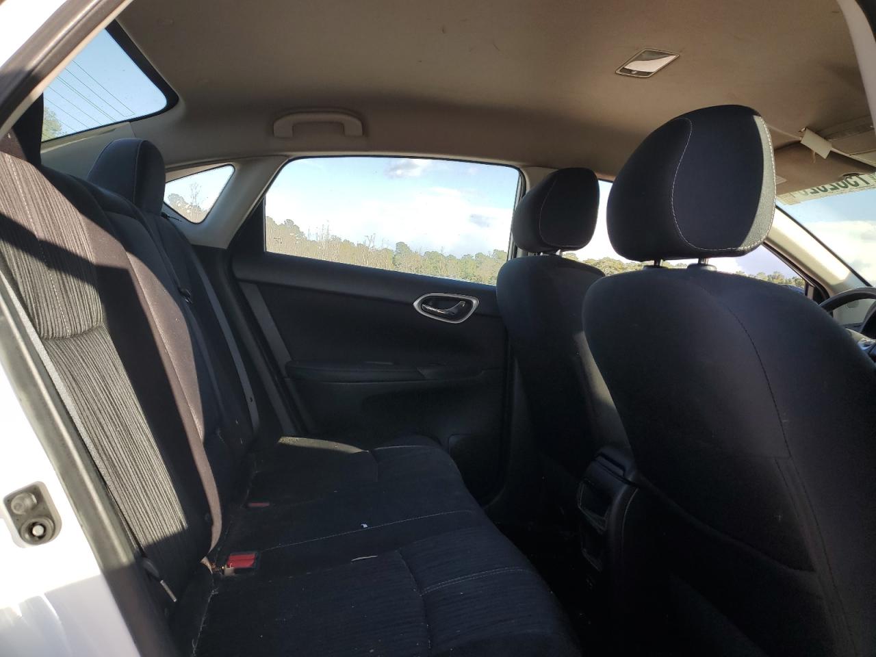 2018 Nissan Sentra - Image 10