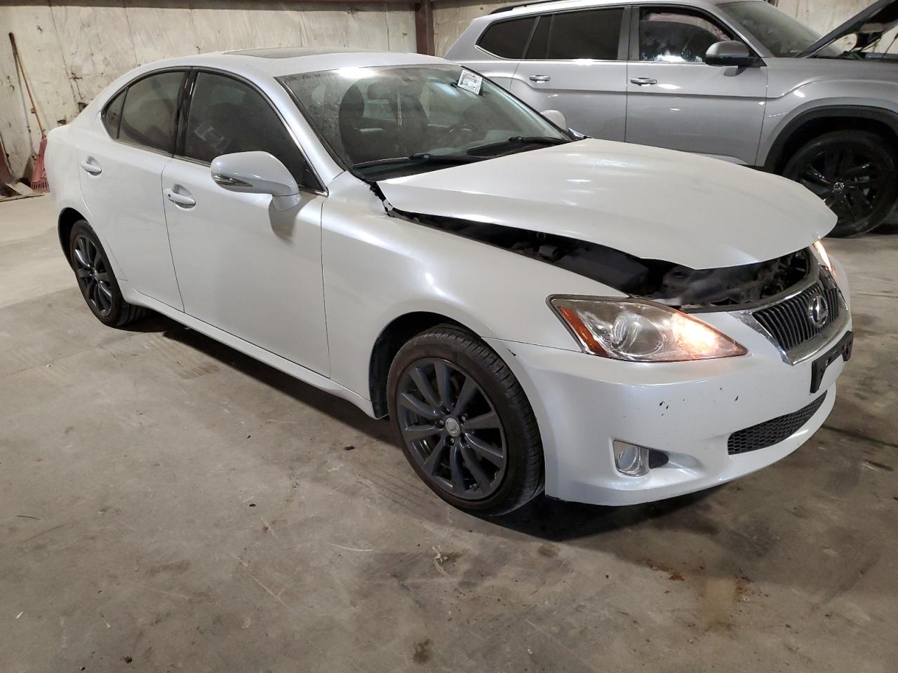 2009 Lexus IS - Image 4