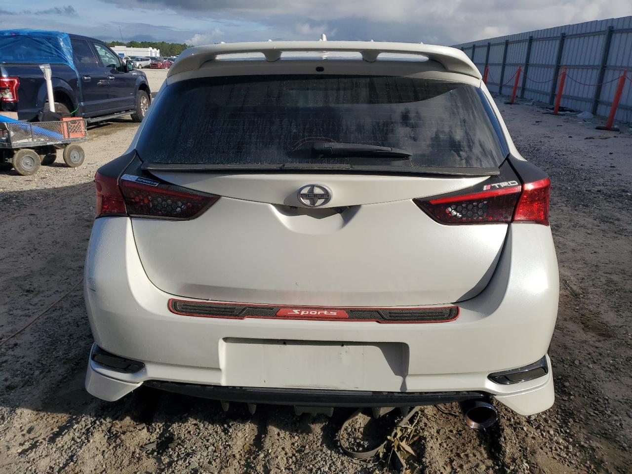 JTNKARJE0GJ512457 2016 Toyota Scion Im