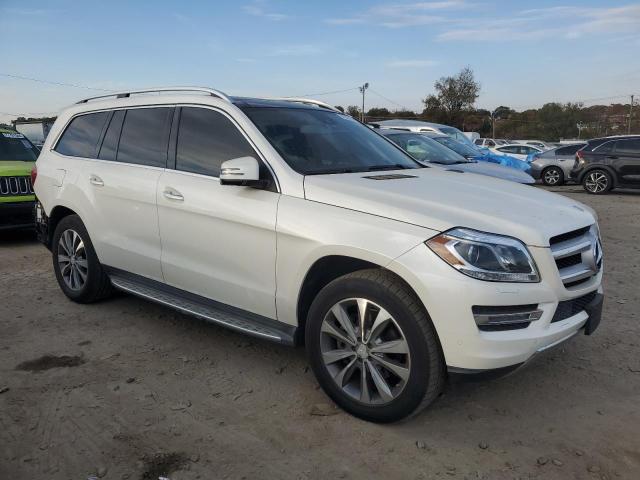  MERCEDES-BENZ GL-CLASS 2015 Белый