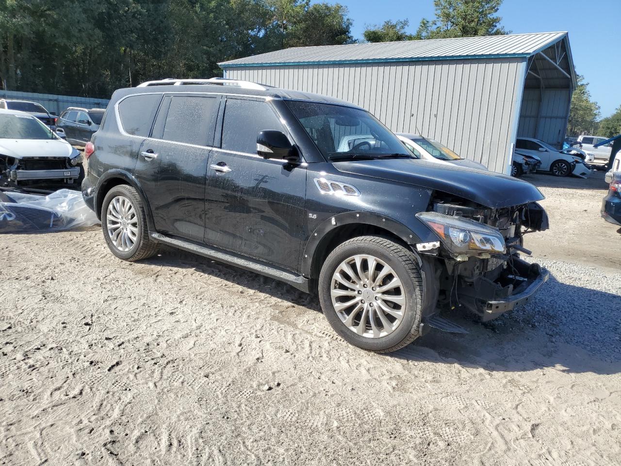 2016 Infiniti QX80 - Image 4