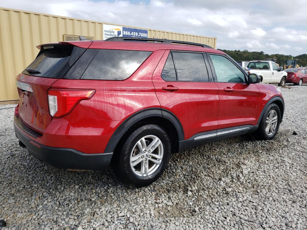 2022 Ford Explorer - Image 3