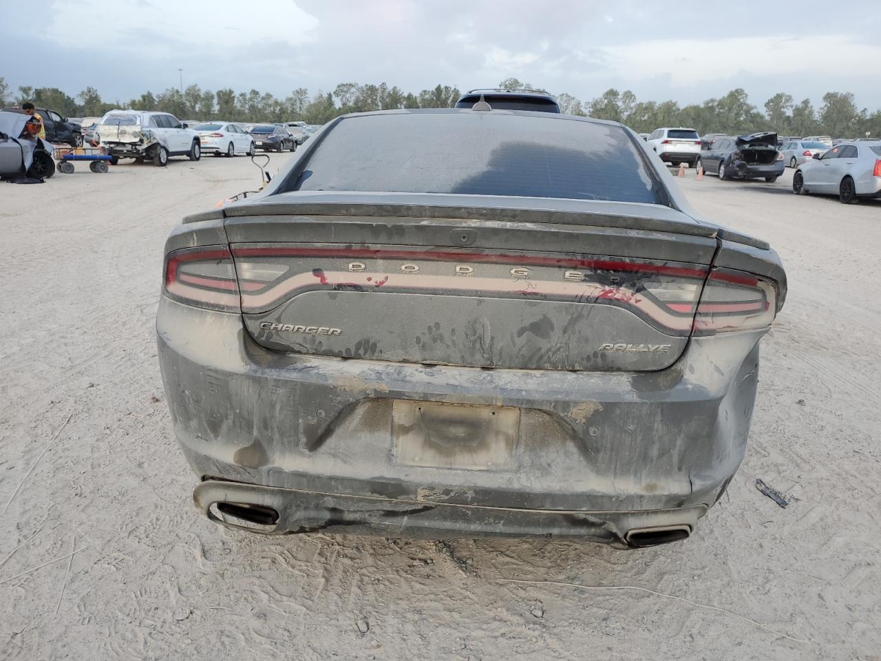2017 Dodge Charger - Image 6