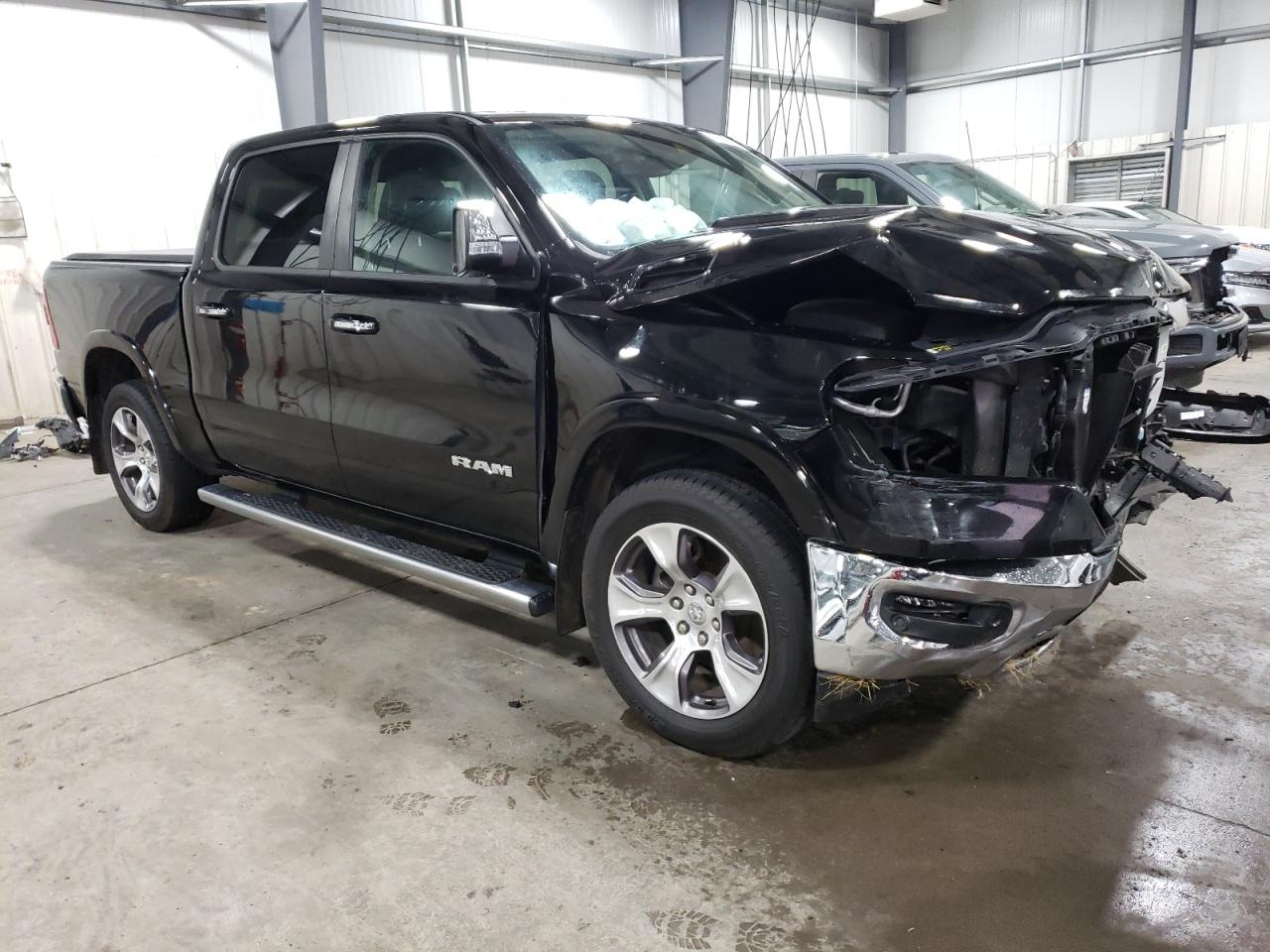 2021 RAM 1500 - Image 4