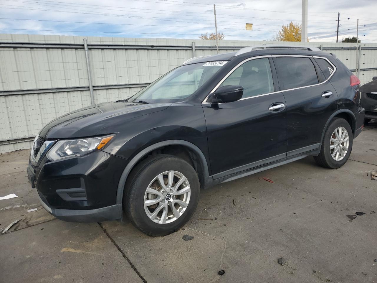 2017 Nissan Rogue - Image 1