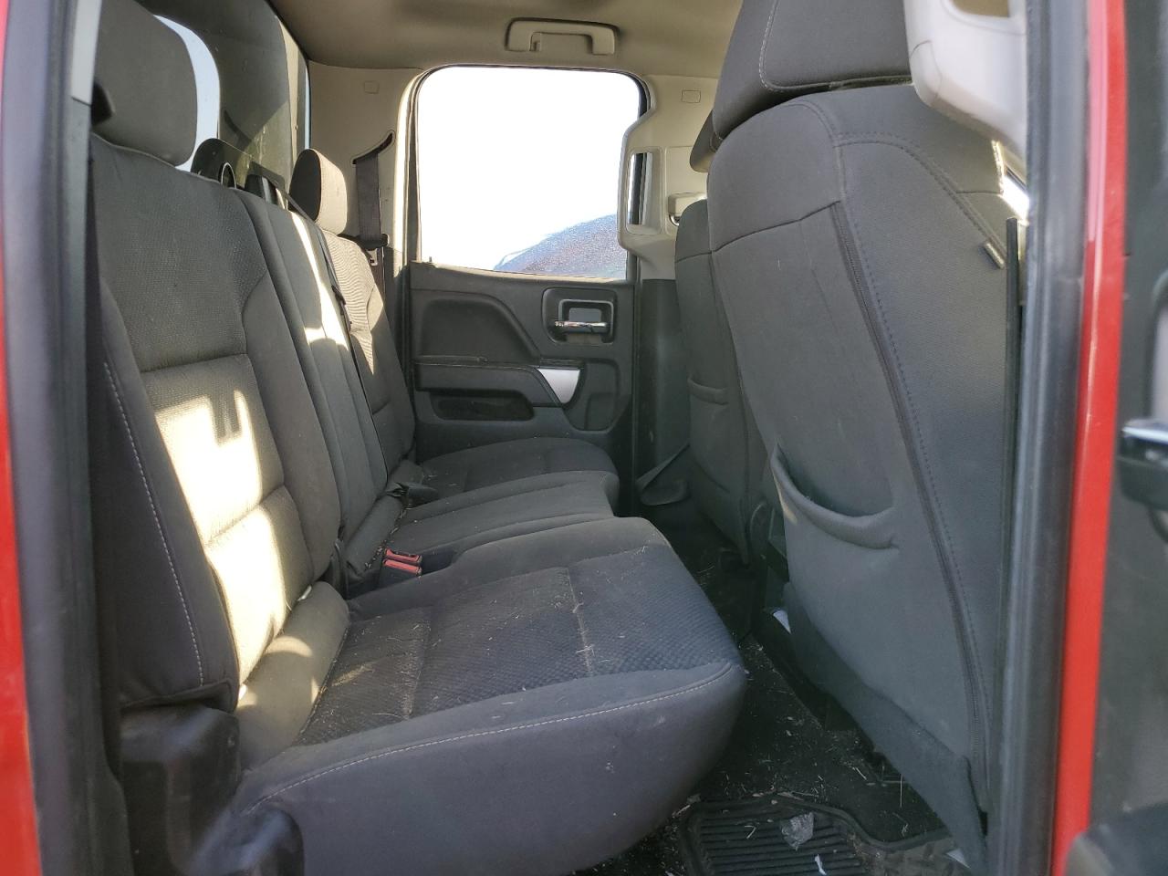 2018 Chevrolet Silverado - Image 10