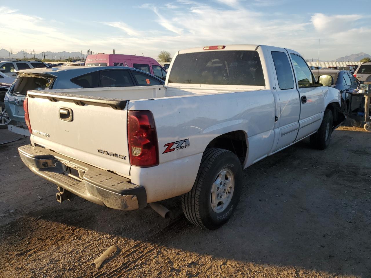 2003 Chevrolet Silverado - Image 3