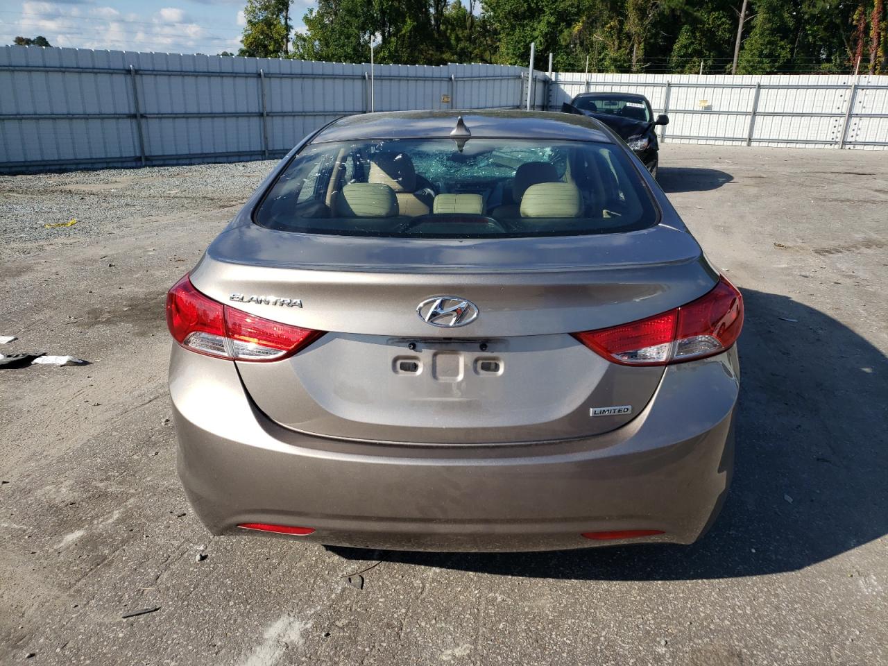 5NPDH4AE4DH439786 2013 Hyundai Elantra Gls