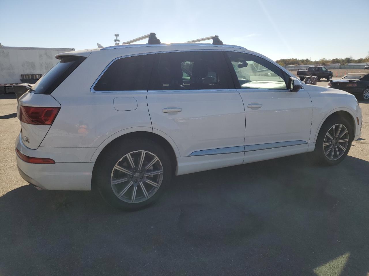 2018 Audi Q7 - Image 3
