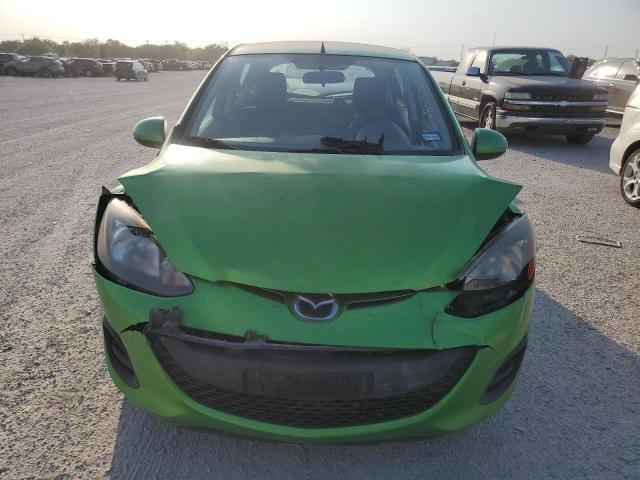  MAZDA 2 2013 Зелений