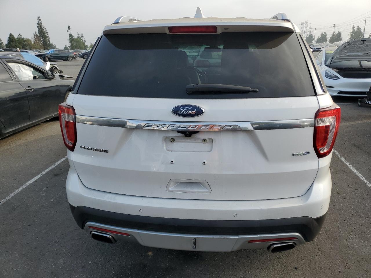 2016 Ford Explorer Platinum VIN: 1FM5K8HT4GGA70627 Lot: 75657584