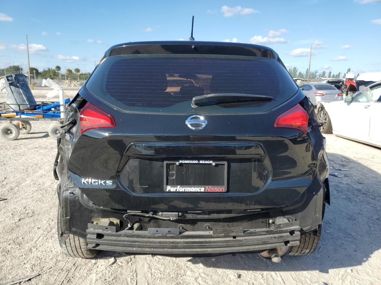 3N1CP5CU7KL478669 2019 Nissan Kicks S