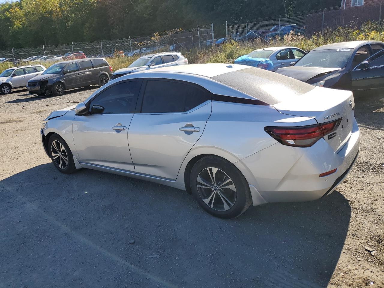 2022 Nissan Sentra - Image 2