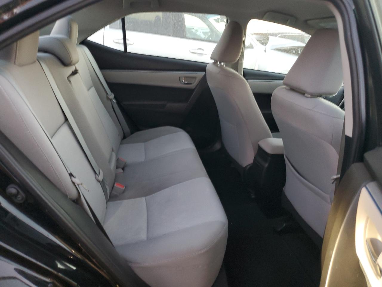 2016 Toyota Corolla - Image 10