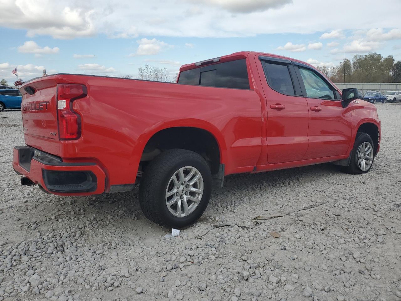 2019 Chevrolet Silverado - Image 3