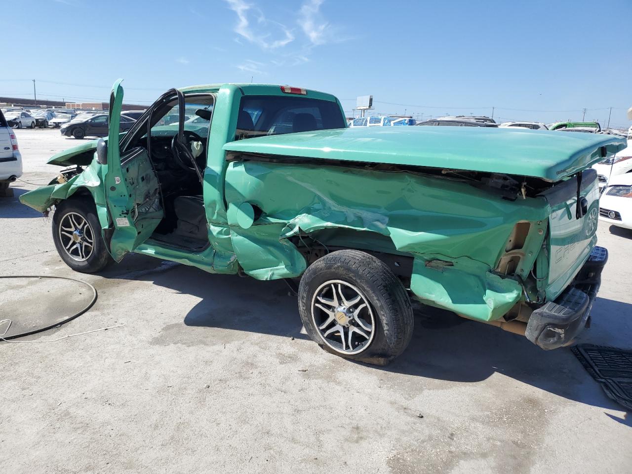 2006 Chevrolet Silverado - Image 2