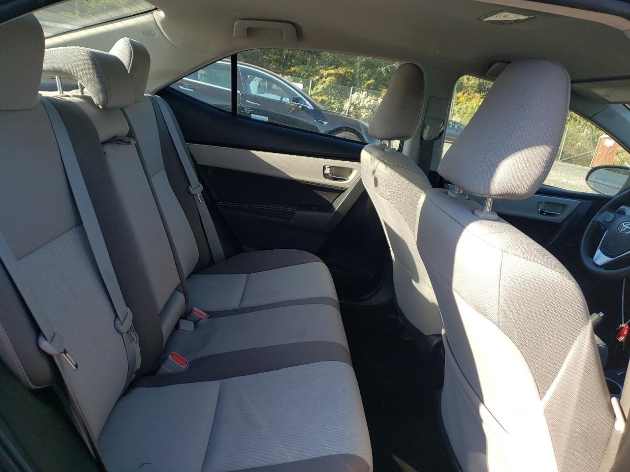 2018 Toyota Corolla - Image 10