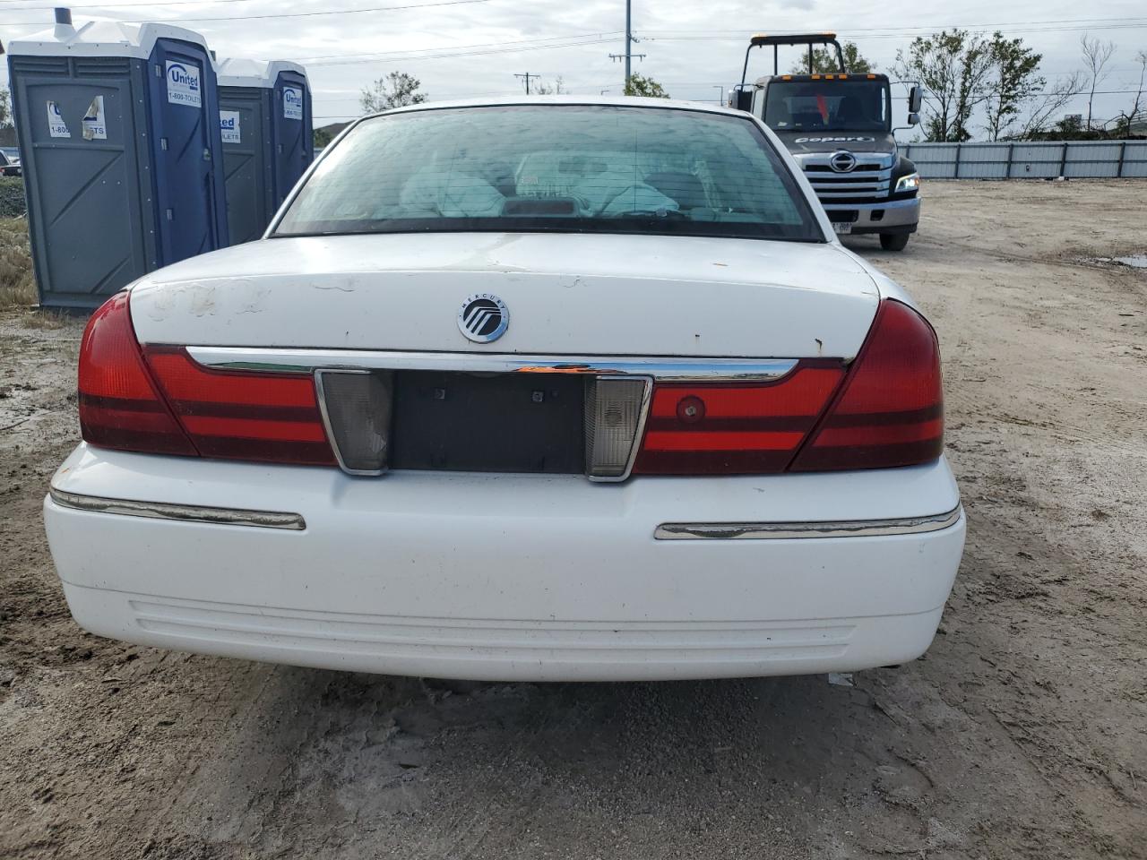 2003 Mercury Grand Marquis Gs VIN: 2MEFM74W13X704833 Lot: 74727834