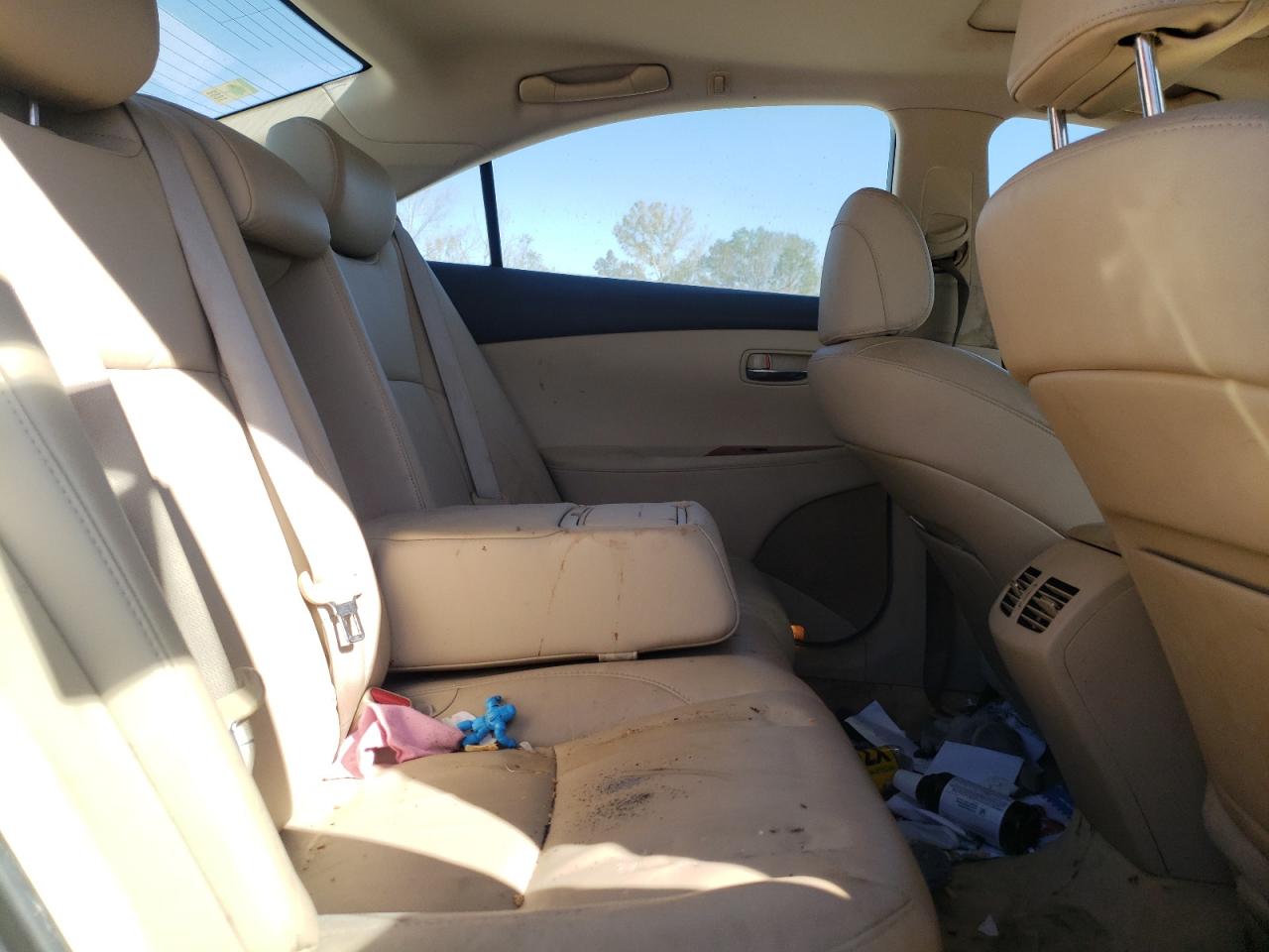 2007 Lexus ES - Image 10