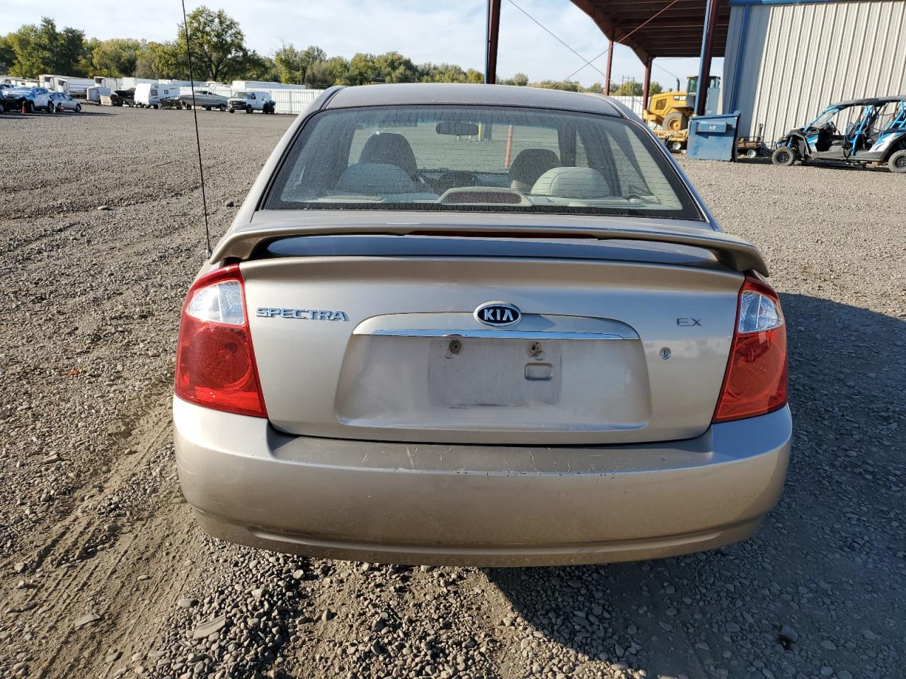 2004 Kia Spectra Lx VIN: KNAFE121X45043449 Lot: 73772404