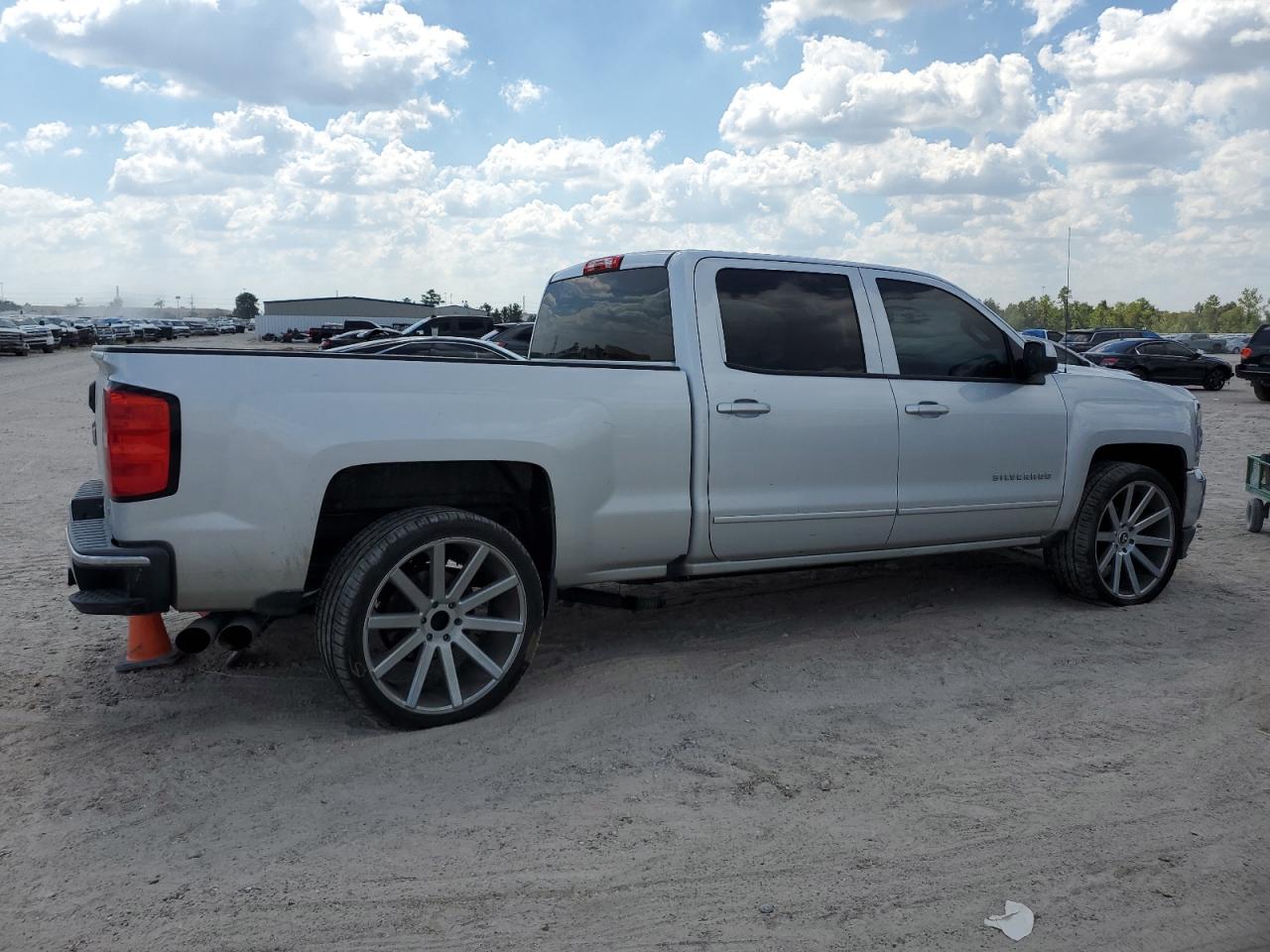 2017 Chevrolet Silverado - Image 3