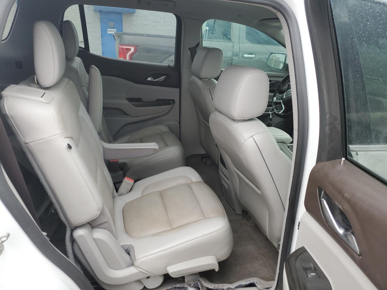 2018 GMC Acadia - Image 11
