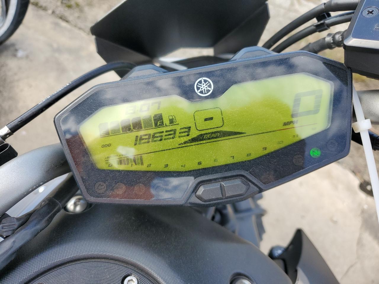 JYARM06E4GA010836 2016 Yamaha Fz07