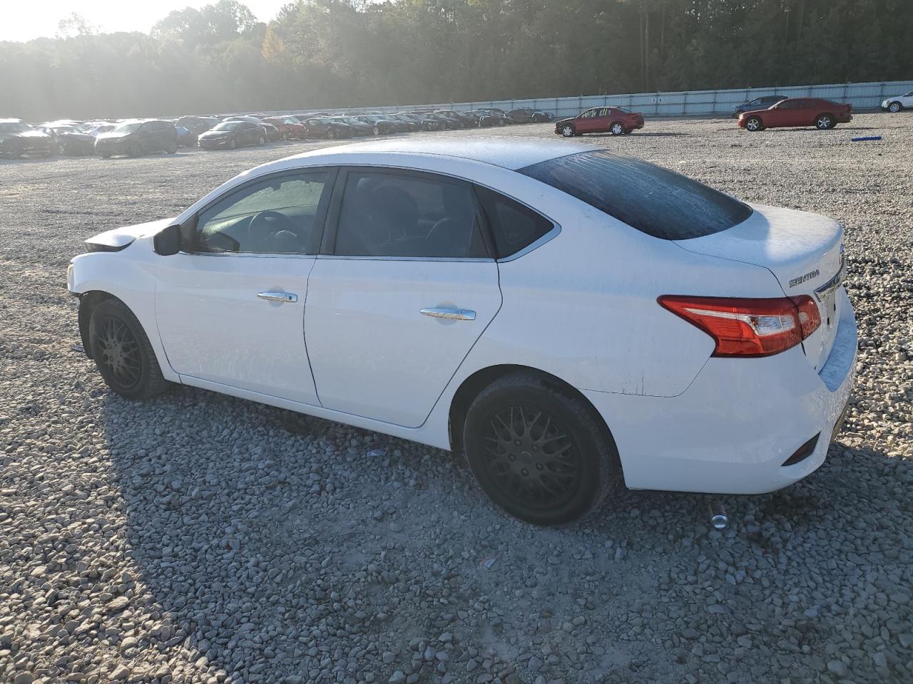 2019 Nissan Sentra - Image 2