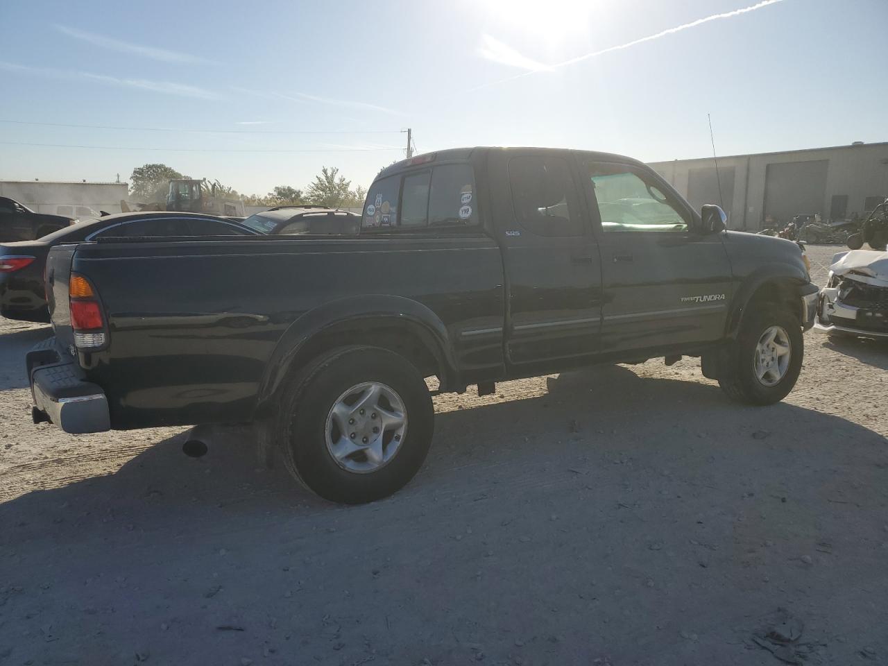 2002 Toyota Tundra - Image 3