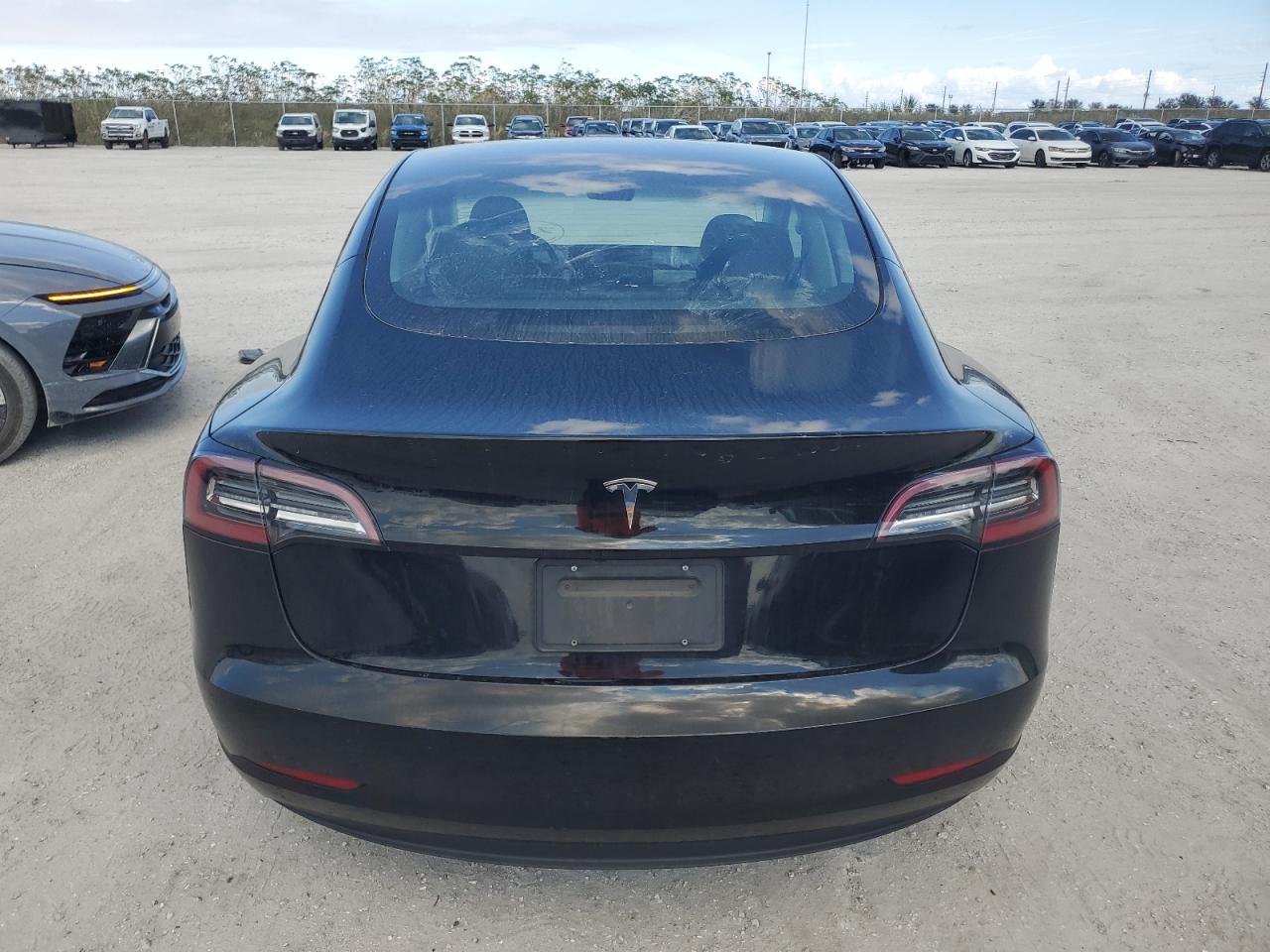 2023 Tesla Model 3 VIN: 5YJ3E1EA7PF437642 Lot: 77809414