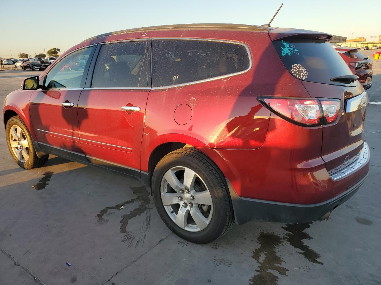2015 Chevrolet Traverse - Image 2