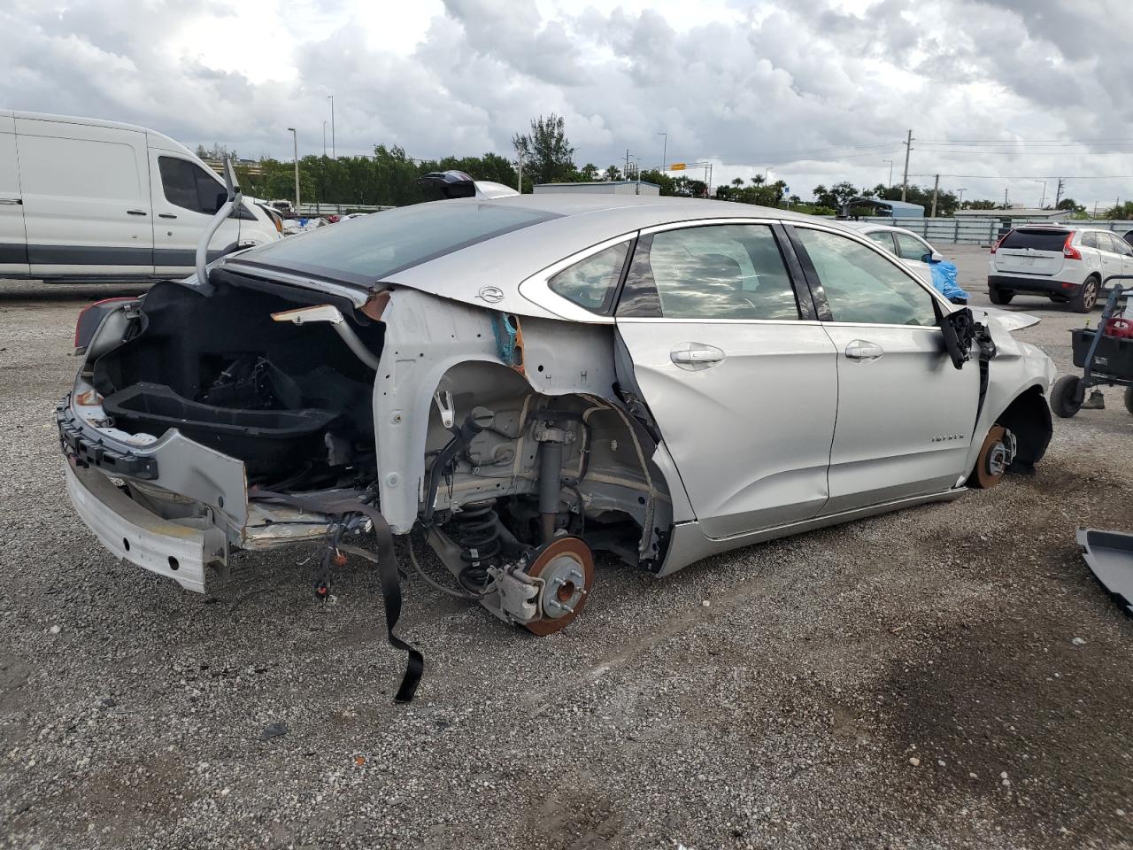 VIN 1G11Z5SA2KU141380 2019 CHEVROLET IMPALA no.3