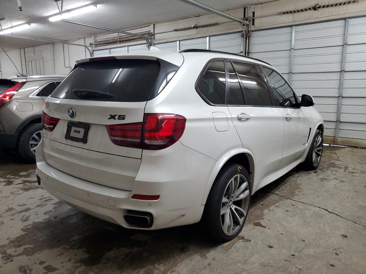 VIN 5UXKR0C52E0H18535 2014 BMW X5 no.3