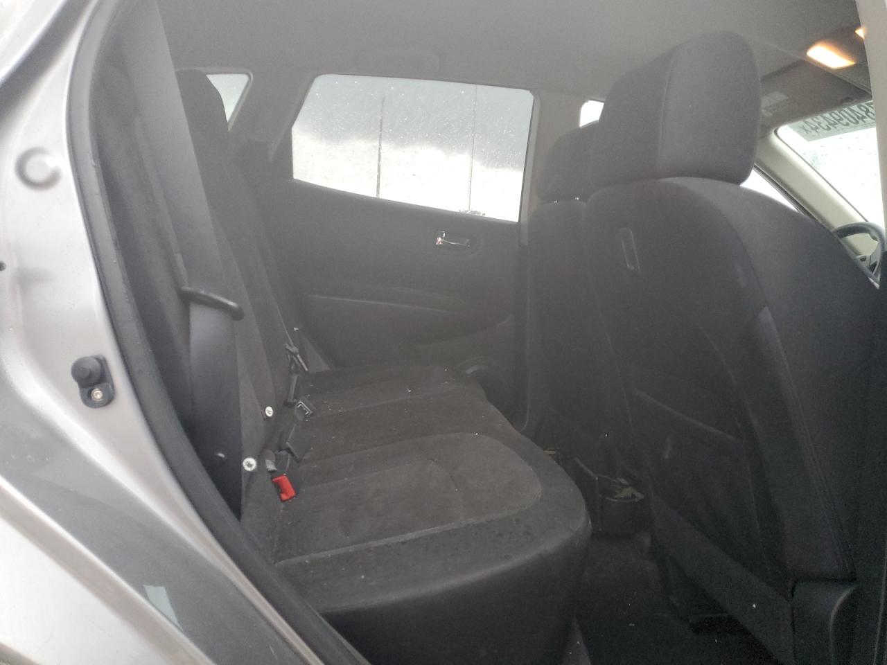 2013 Nissan Rogue - Image 11
