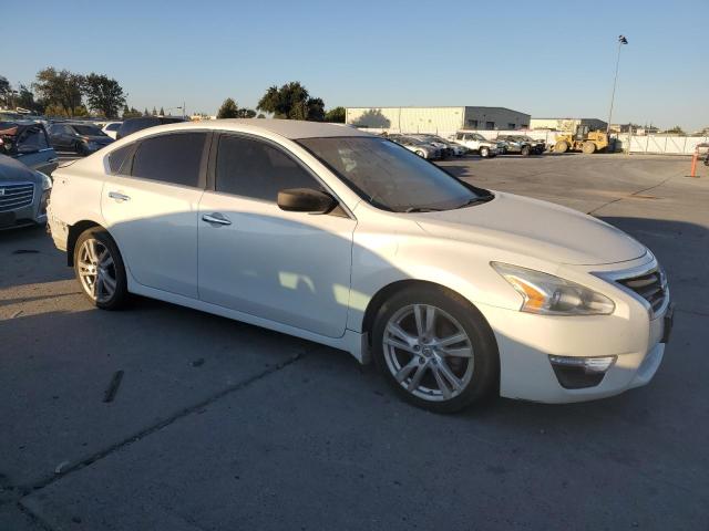  NISSAN ALTIMA 2013 White