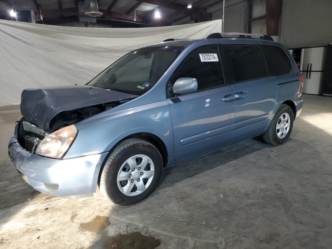 2007 Kia Sedona - Image 1