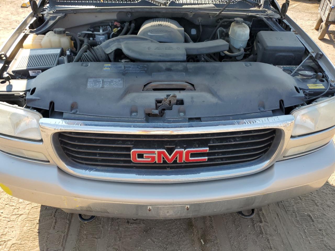 1GKEK13Z34J235318 2004 GMC Yukon