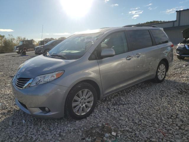 2011 Toyota Sienna Xle