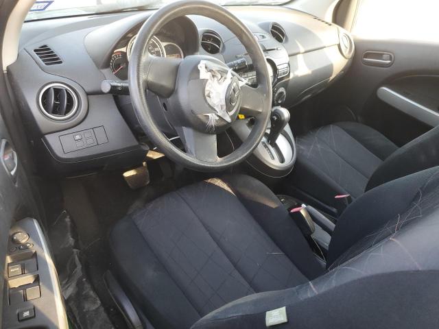  MAZDA 2 2013 Зелений