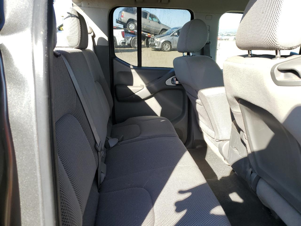 2009 Nissan Navara (Frontier) - Image 10