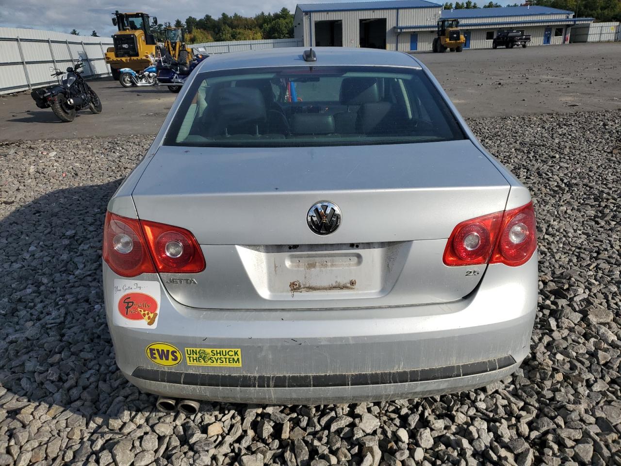 2005 Volkswagen New Jetta 2.5L Option Package 2 VIN: 3VWDF71KX5M600194 Lot: 73515464