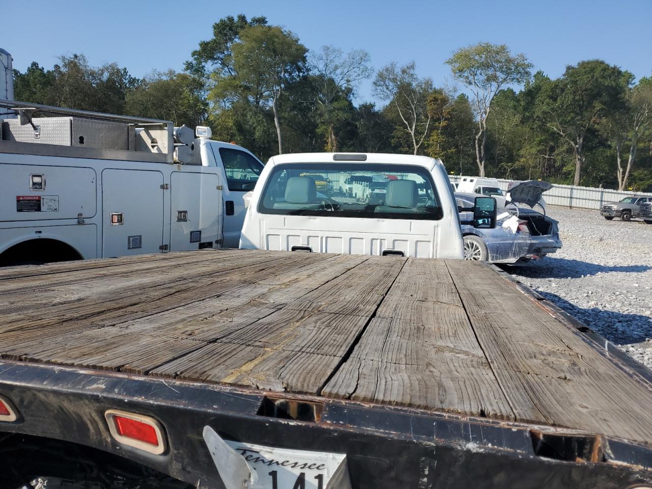 2015 Ford F350 - Image 10