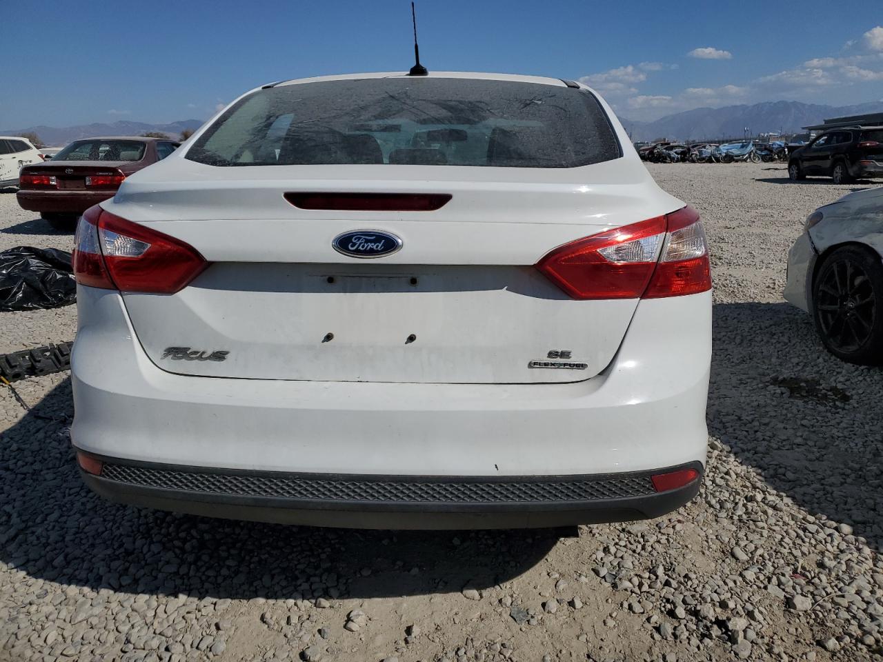 1FADP3F24DL343606 2013 Ford Focus Se