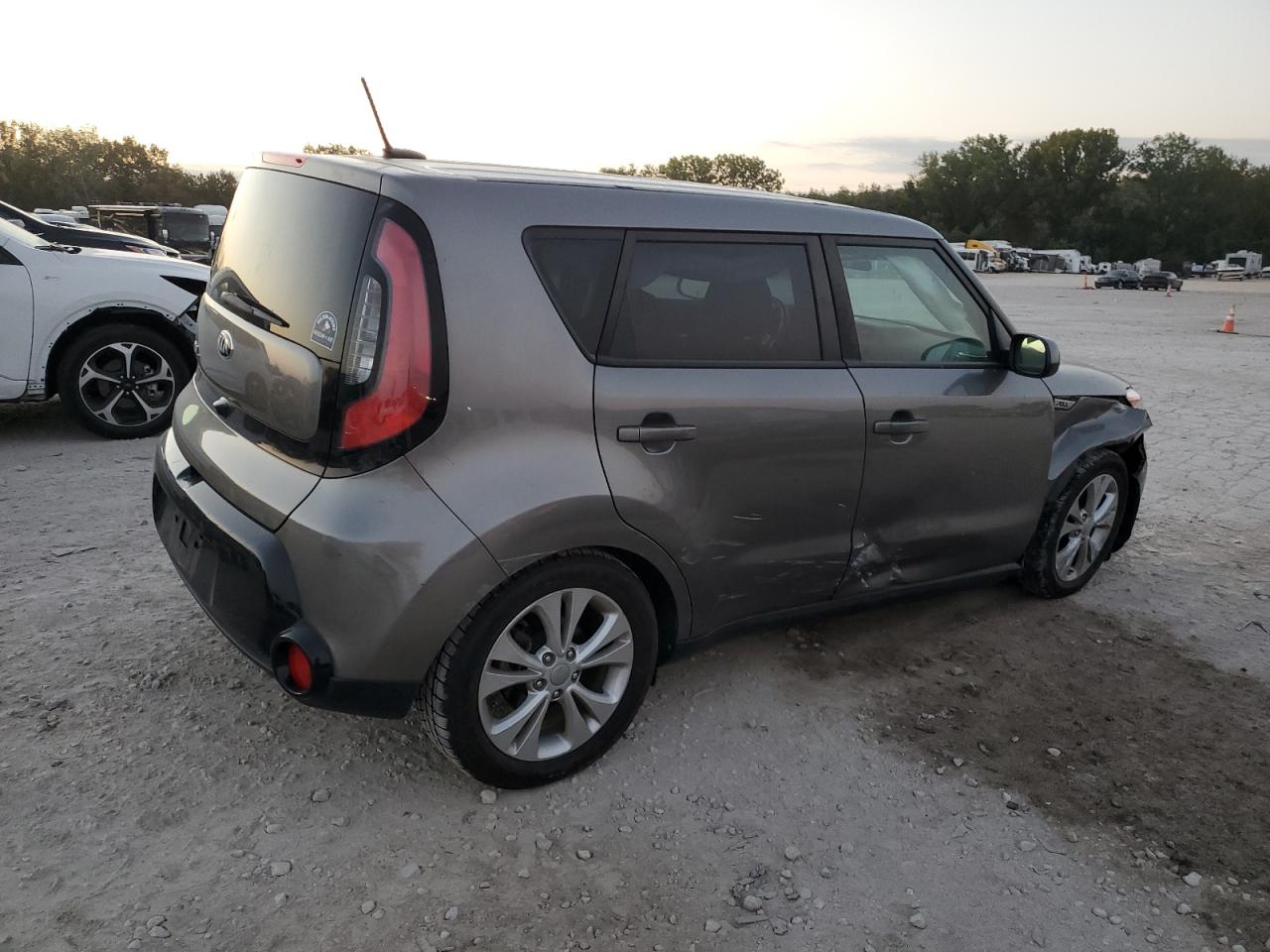2016 Kia Soul - Image 3