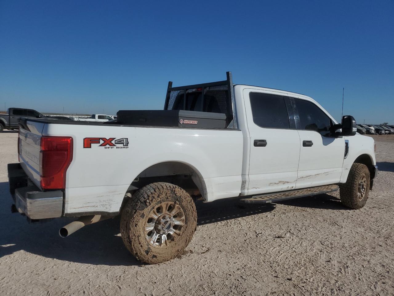 2022 Ford F250 - Image 3