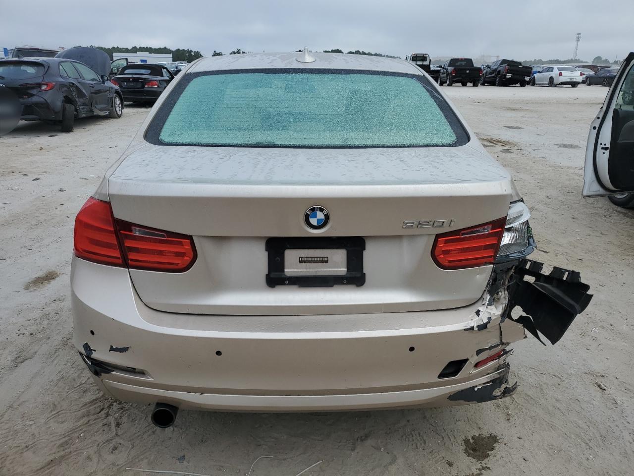 2015 BMW 320 I VIN: WBA3B1G57FNT04725 Lot: 77336694