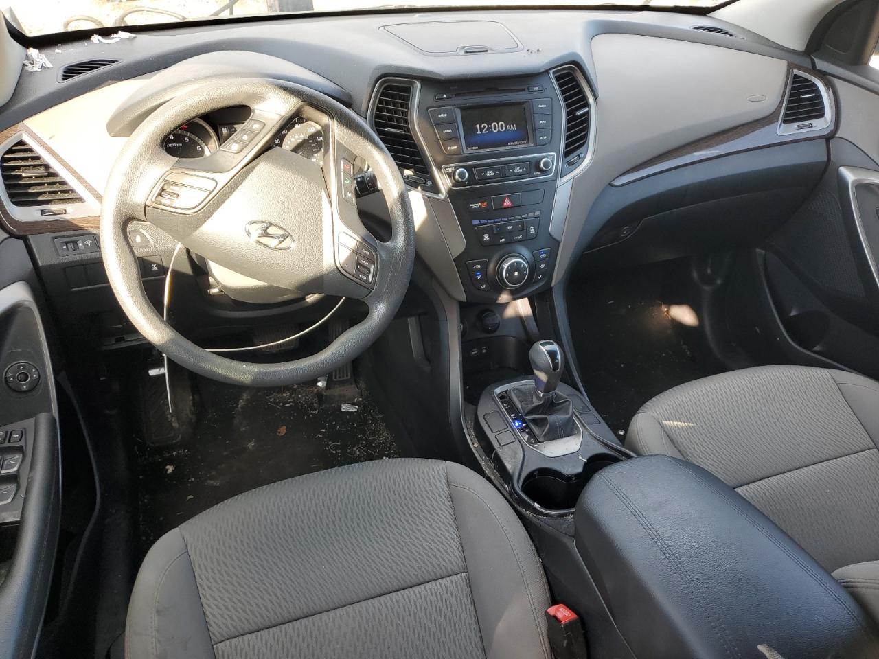 2017 Hyundai Santa Fe - Image 8