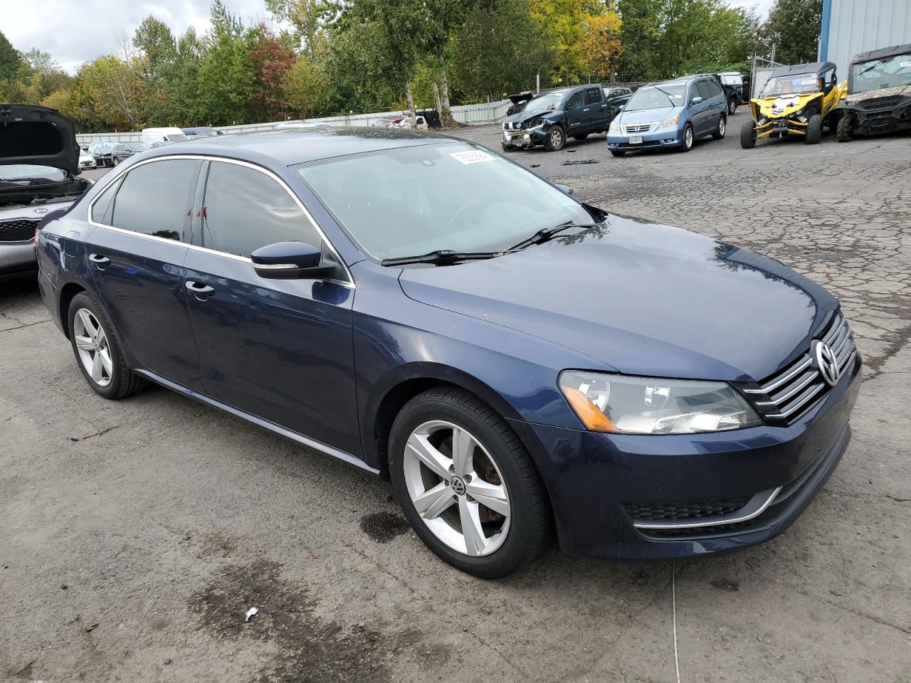 VIN 1VWBP7A36DC105021 2013 VOLKSWAGEN PASSAT no.4